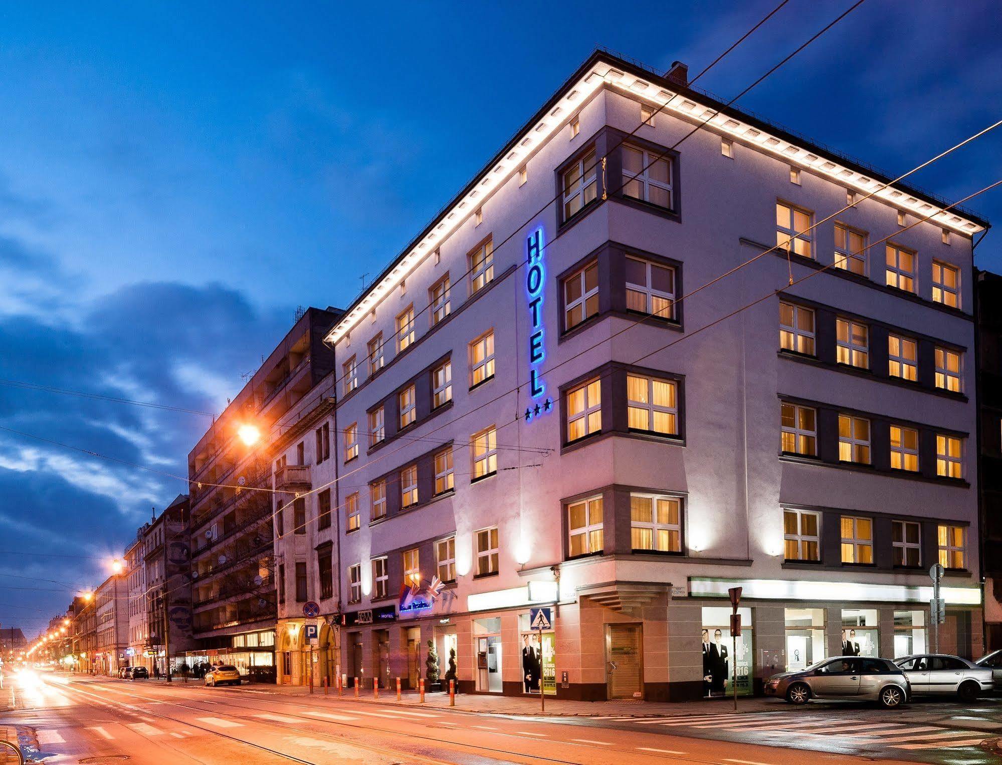 Kracow Hotel apartamentowy 3*